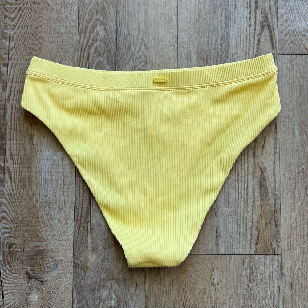 NWT Roxy Yellow Bikini Bottoms